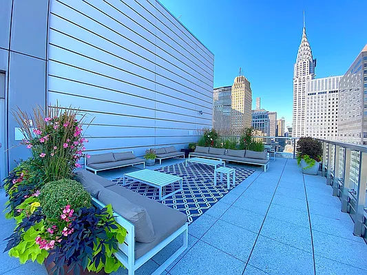 Rented by Corcoran | media 15