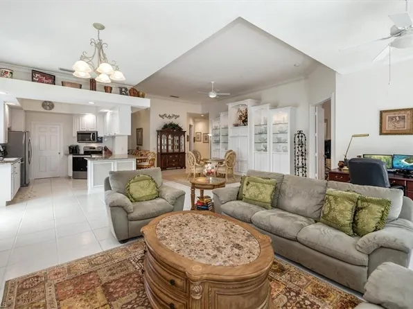 (undisclosed Address), Naples, FL 34119