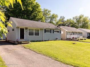 1907 Carvel Ct, Lansing, MI 48910