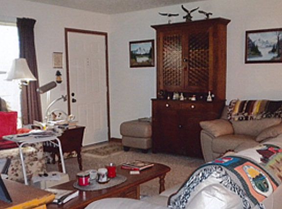 3rd image of 705 Villa Dr