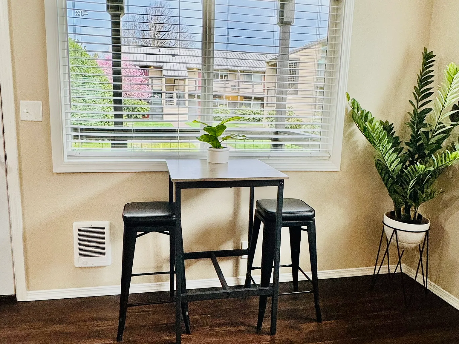 The Boxer Apartments — Photo 4