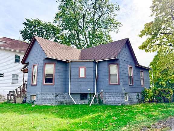 2nd image of 10 Webb St