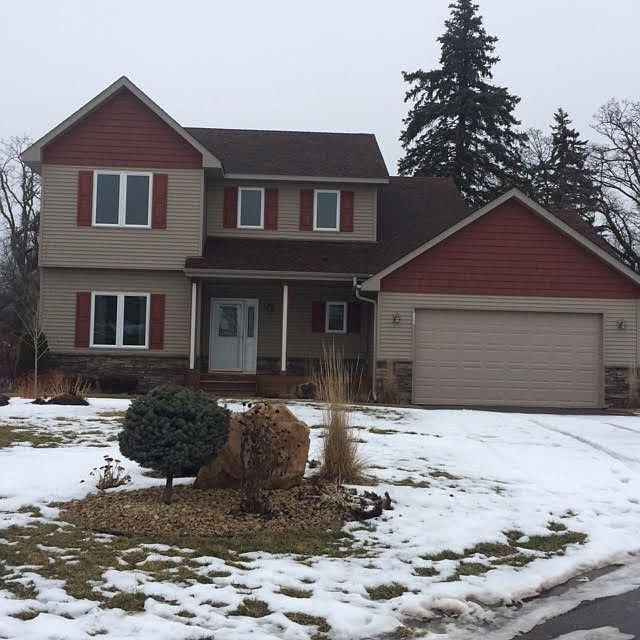 1st image of 11962 Castle Rock Ct N