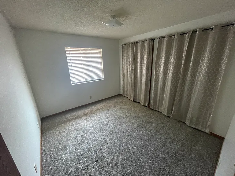 1617 Prospect St #1 — Photo 13