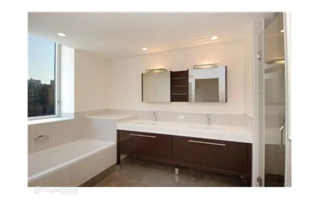 Rented by Douglas Elliman | media 21