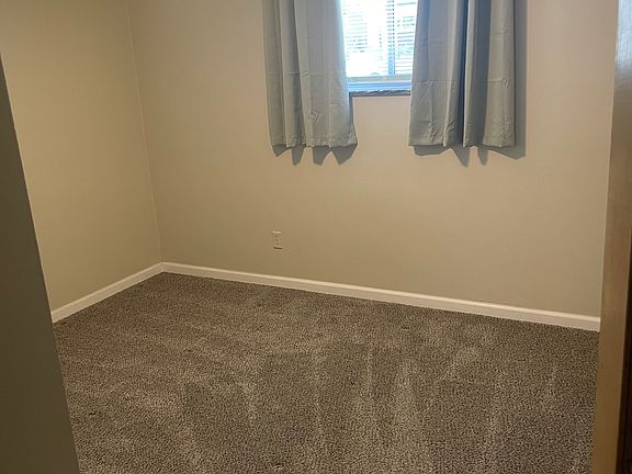 4th image of 1223 Elm Dr #Ll