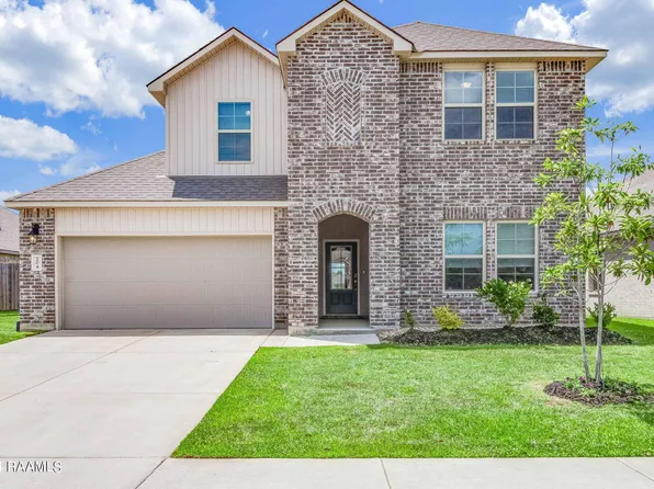 204 Acadian Lake Dr, Duson, LA 70529