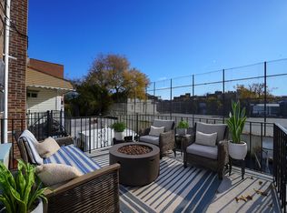 20-23 37th St #1A, Astoria, NY 11105