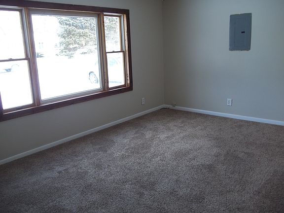 2nd image of 5819 Durwell Dr