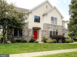 1220 Auburn Ave, Hummelstown, PA 17036