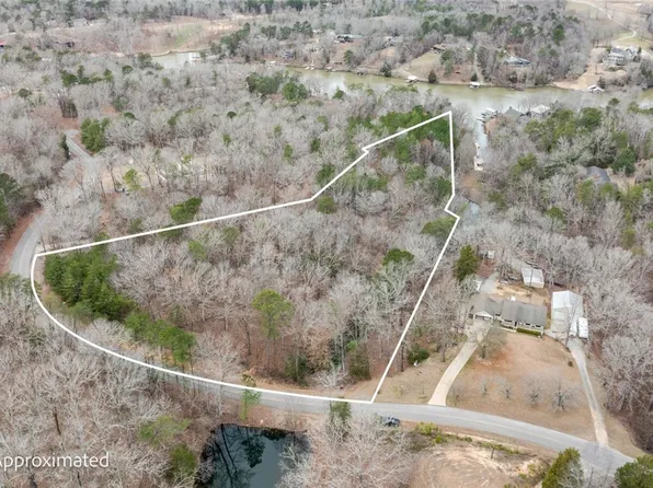 0 Country Club Dr, Northport, AL 35475