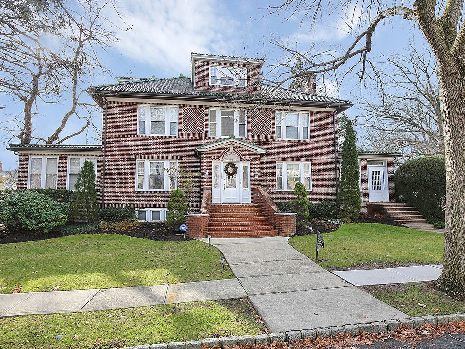 1st image of 360 Irving Ave
