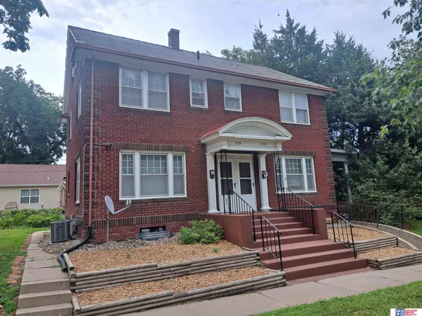 1740 S 9th St, Lincoln, NE 68502