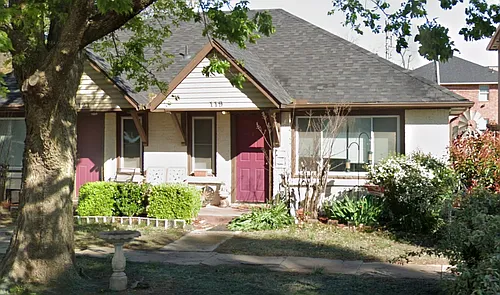 119 W Linn St Photo 1