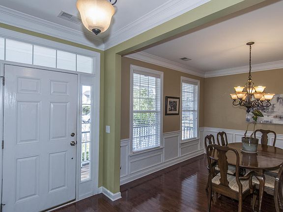 5th image of 2952 Riverwood Dr