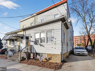15 Koehler St, Gloucester City, NJ 08030