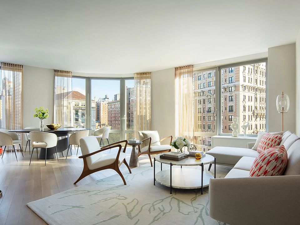1st image of 212 W 72nd St #7H