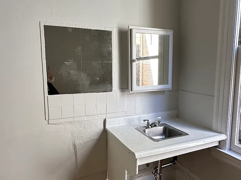 2 Emery Ln #3 — Photo 9