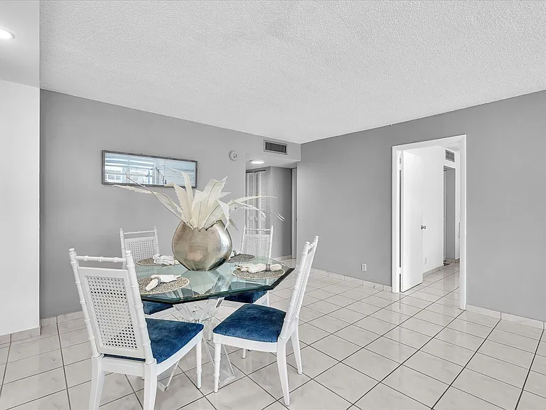 1410 S Ocean Dr #1103 — Photo 15