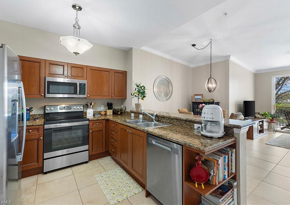 Villagio Condominiums 20320 Estero Gardens Cir Estero FL Zillow