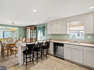 703 Linden Pl, North Wales, PA