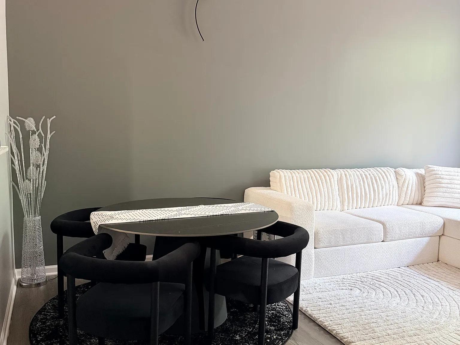 2 bed, 2.5 bath, 1712 sqft, $2,200 — Photo 4