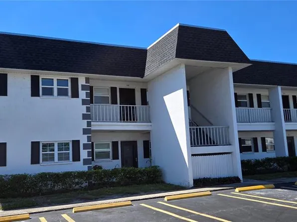 204 47th Avenue Dr W APT 321, Bradenton, FL 34207