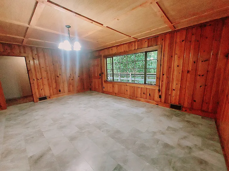 212 Dianne St #B — Photo 4
