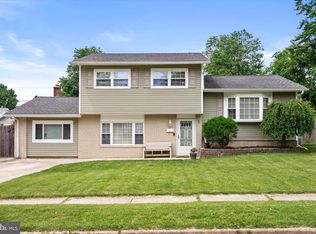 3 Hartford Rd, Jackson, NJ 08527