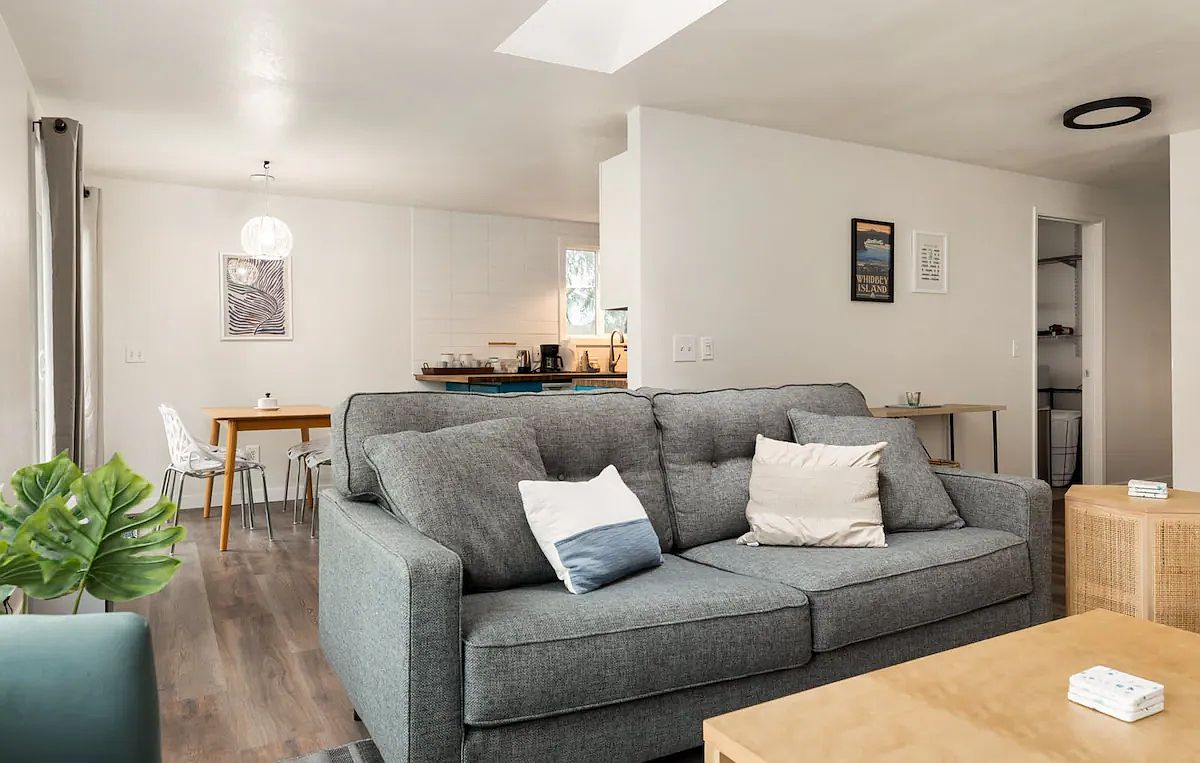 Coupeville, WA 98239