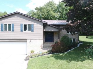 2723 Lee Dr, Wooster, OH 44691