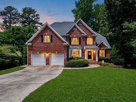 2nd image of 2617 Forest Lake Ct