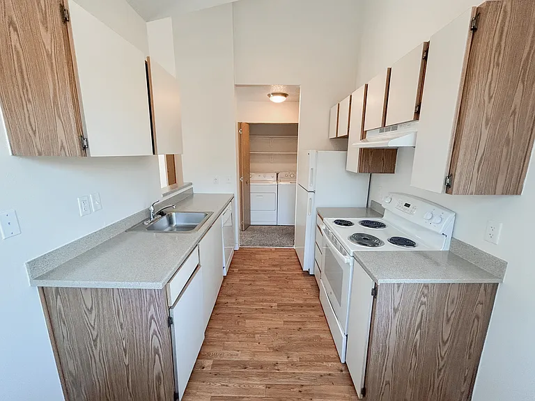 Stone Creek Apartments Beaverton — Photo 106
