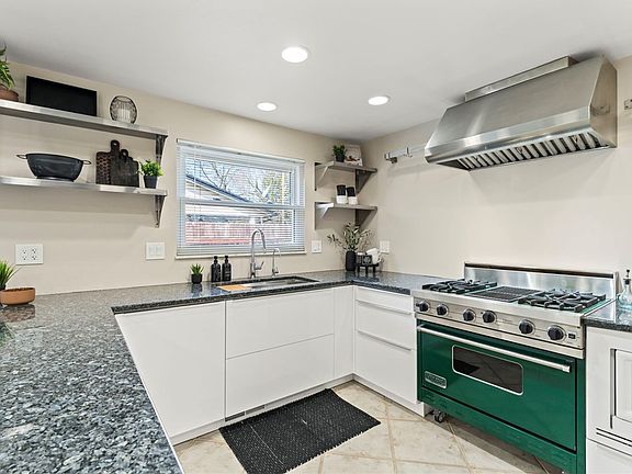 2nd image of 2247 E Whipp Rd