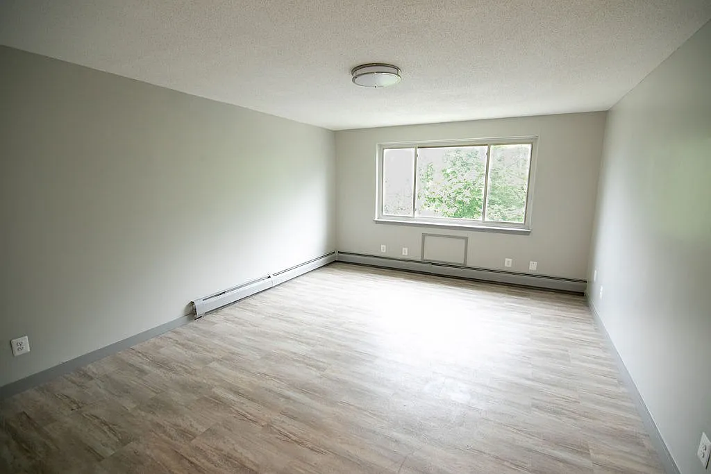 Central Townhouse Apartments — Photo 3