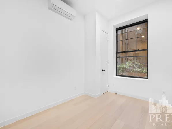 161 East 89th Street image 9 of 22