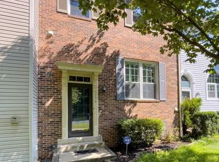 5748 Mason Bluff Dr, Burke, VA 22015