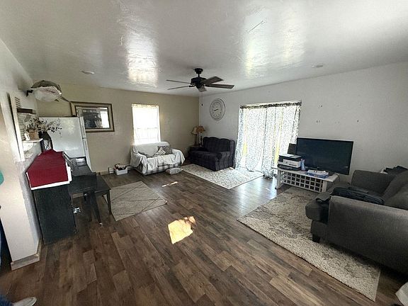2nd image of 510 S Main St