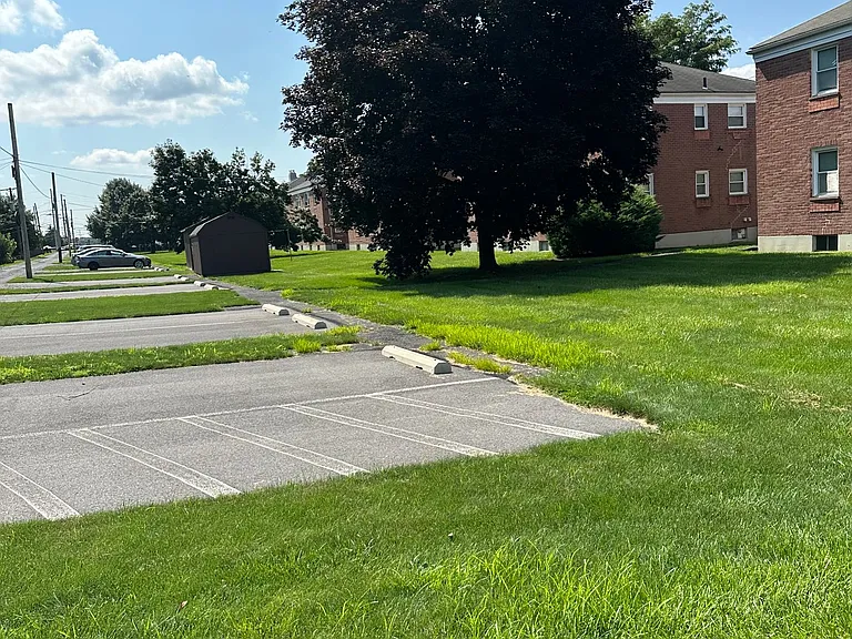 Modern Comfort Meets Everyday Convenience at Rock Street Gardens! — Photo 4