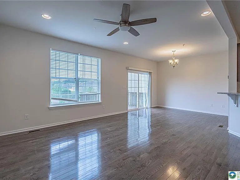 250 Snapdragon Way — Photo 9
