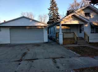 722 S 16th St, Decatur, IL 62521