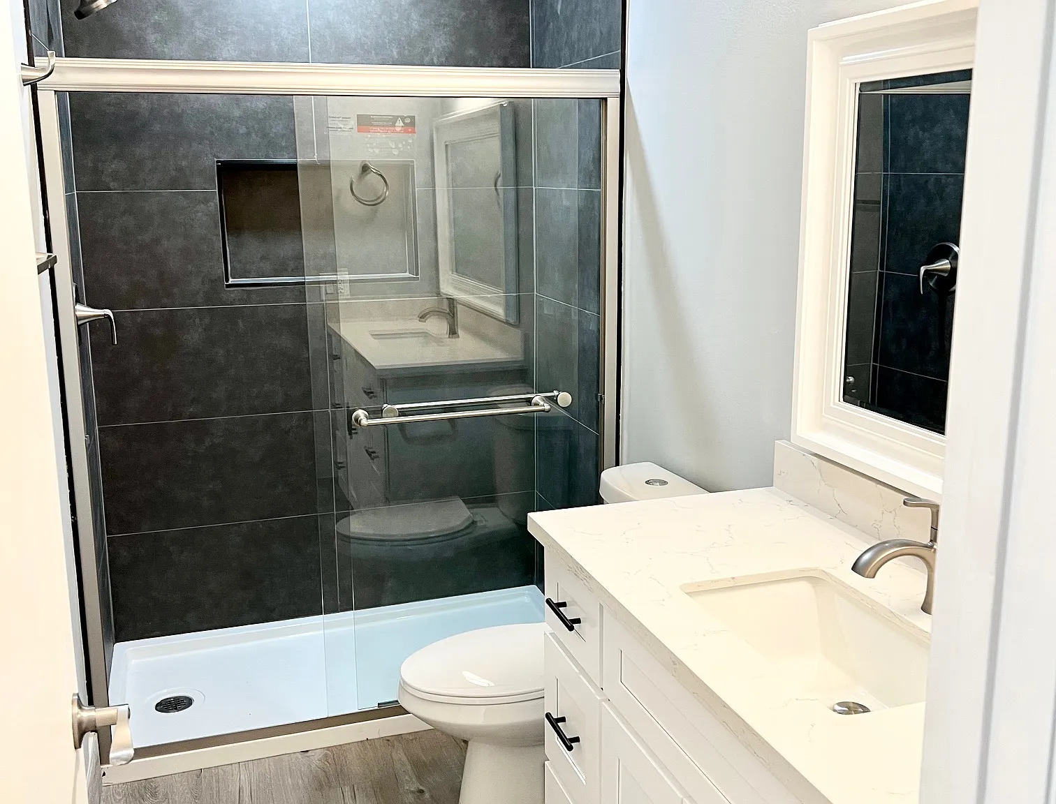 3 bed, $8,998 — Photo 4