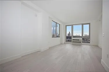 Rented by Space Marketing Shop