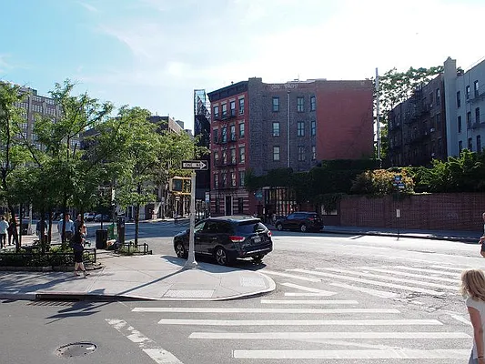 Rented by NY Home & Living Inc. | media 13