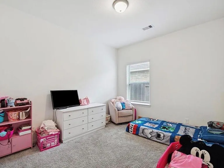 8711 Willet St — Photo 9