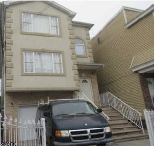 43 Aldine St, Newark, NJ, 07112