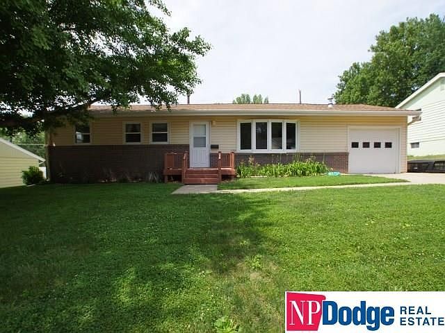1st image of 1004 Lemay Dr