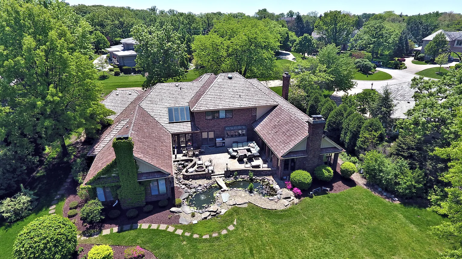 1607 Midwest Club Pkwy photo 1