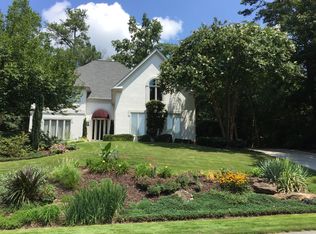 5445 Conway Dr, Marietta, GA 30068