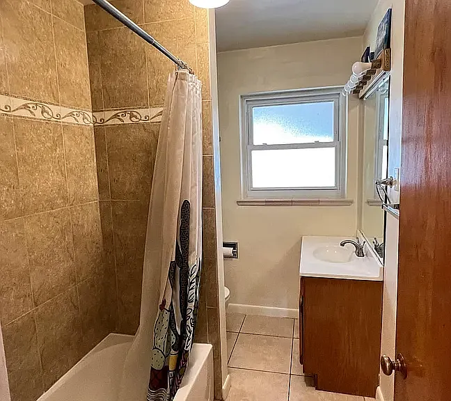 2225 W Ohio Ave — Photo 20